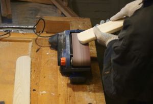 Процесс самостоятельного изготовления деревянных изделий для ограждения