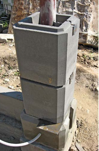Как построить забор из бетонных блоков