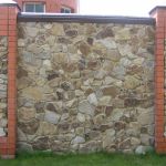 Забор из камня - надежная зажита вашего участка