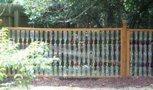 Забор из бутылок